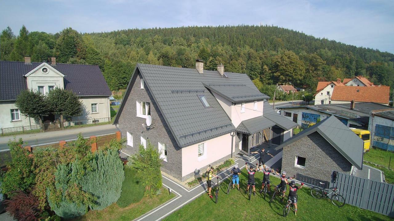 Dom Nad Kwisa Apartamento Świeradów-Zdrój Exterior foto